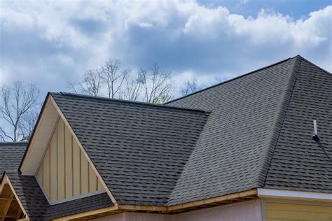 What color roof keeps a house the coolest?